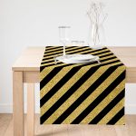 Realhomes Gold Zemin Üzerinde Siyah Geometrik Desenli Dijital Baskılı Özel Tasarım Süet Runner Realhomes