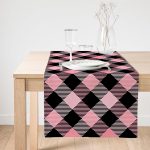 - SuetRunner-7925-Gorsel1 - Realhomes Realhomes Renkli Pastel Zemin Üzerinde Siyah Ekose Desenli Dijital Baskılı Özel Tasarım Süet Runner Realhomes