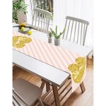 Realhomes Beyaz Zemin Üzerinde Gold Renkli Love Yazılı Dijital Baskılı Özel Tasarım Süet Runner Realhomes