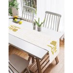 Realhomes Beyaz Zemin Üzerinde Gold Renkli Love Yazılı Dijital Baskılı Özel Tasarım Süet Runner Realhomes