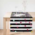 Realhomes Beyaz Zemin Üzerinde Yatay Çizgili Renkli Puantiyeli Dijital Baskılı Özel Tasarım Süet Runner Realhomes