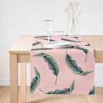 Realhomes Pastel Zemin Üzerinde Yeşil Yaprak Desenli Dijital Baskılı Özel Tasarım Süet Runner Realhomes