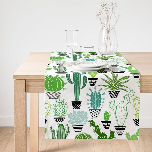 - SuetRunner-8847-Gorsel1 - Realhomes  Realhomes Beyaz Zemin Üzerinde Siyah Puantiyeli Kaktüs Desenli Dijital Baskılı Özel Tasarım Süet Runner Realhomes