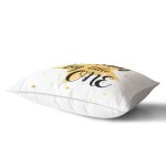 - Rh-Dik-2133-Gorsel2 - Realhomes Dream Big Little One Yazılı Yıdız Desenli Dijital Baskılı Dikdörtgen Kırlent Kılıfı Realhomes