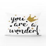 - Rh-Dik-2137-Gorsel1 - Realhomes Yaldızlı Yazı Desenli Dijital Baskılı Dekoratif Dikdörtgen Kırlent Kılıfı Realhomes