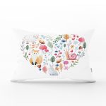 - Rh-Dik-2271-Gorsel1 - Realhomes Kalp Motifli Doğa Temalı Dijital Baskılı Modern Dikdörtgen Kırlent Kılıfı Realhomes