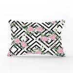 Kare Temalı Gül Çizimli Dekoratif Dikdörtgen Kırlent Kılıfı Realhomes