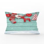 - Rh-Dik-3032-Gorsel1 - Realhomes Yeşil Zeminde Yılbaşı Konsepti Desenli Dekoratif Dikdörtgen Yastık Kılıfı Realhomes