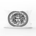 - Rh-Dik-5010-Gorsel1 - Realhomes RealHomes Eski Medusa Özel Tasarım Dikdörtgen Kırlent Kılıfı Realhomes