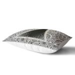 - Rh-Dik-5019-Gorsel2 - Realhomes Mandala Zeminde Üçgen Motifli Özel Tasarım Dijital Baskılı Dikdörtgen Yastık Kılıfı Realhomes