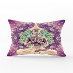 - Rh-Dik-5028-Gorsel1 - Realhomes Beyaz Zeminde Renkli Uzak Doğu Denge İkonlu Dekoratif Dikdörtgen Yastık Kırlent Kılıfı Realhomes