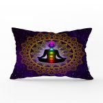 - Rh-Dik-5039-Gorsel1 - Realhomes Gökyüzü Desenli Yoga Motifli Özel Tasarım Dijital Baskılı Dikdörtgen Yastık Kılıfı Realhomes