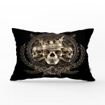 - Rh-Dik-5048-Gorsel1 - Realhomes Siyah Zeminde Gümüş Kuru Kafa Motifli Dikdörtgen Kırlent Kılıfı Realhomes