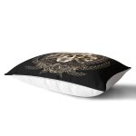 - Rh-Dik-5048-Gorsel2 - Realhomes Siyah Zeminde Gümüş Kuru Kafa Motifli Dikdörtgen Kırlent Kılıfı Realhomes