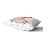 - Rh-Dik-5107-Gorsel2 - Realhomes Güneş Gözlüklü Genç Kadın Desenli Modern Dikdörtgen Kırlent Kılıfı Realhomes