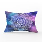 Gökkuşağı Zemininde Beyaz Mandala Çizimli Dekoratif Dikdörtgen Kırlent Kılıfı Realhomes