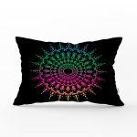 Siyah Zeminde Pembe Yeşil Mandala Motifli Dikdörtgen Kırlent Kılıfı Realhomes