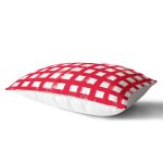 Kırmızı Zeminde Geometrik Kare Motifli Dekoratif Dikdörtgen Yastık Kılıfı Realhomes