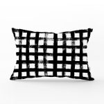 - Rh-Dik-5236siyah-Gorsel1 - Realhomes Siyah Zeminde Geometrik Kare Motifli Dekoratif Dikdörtgen Yastık Kılıfı Realhomes