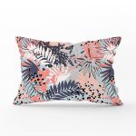 - Rh-Dik-5257-Gorsel1 - Realhomes  Gri Zemin Üzerimde Pembe Ve Lacivert Baskılı Yaprak Motifli Dikdörtgen Kırlent Kılıfı Realhomes