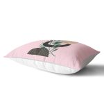 - Rh-Dik-5308pembe-Gorsel2 - Realhomes Pembe Zemin Üzerinde Soyut Yaprak Çizimli Dekoratif Dikdörtgen Yastık Kılıfı Realhomes