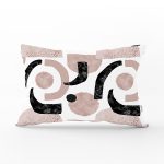 Beyaz Zeminde Soyut Geometrik Çizim Motifli Dikdörtgen Kırlent Kılıfı Realhomes