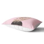 - Rh-Dik-5316pembe-Gorsel2 - Realhomes Pembe Zemin Üzerinde Soyut Çizim Ay Ve Yaprak Motifli Dikdörtgen Kırlent Kılıfı Realhomes