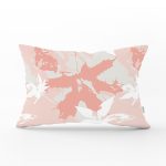 Gri Zemin Üzerinde Pembe Beyaz Yaprak Motifli Dekoratif Dikdörtgen Yastık Kılıfı Realhomes