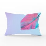 - Rh-Dik-5518sol-Gorsel1 - Realhomes Toz Mavisi Zeminli Tropik Yapraklı Özel Tasarım Moderen Dikdörtgen Kırlent Kılıfı Realhomes