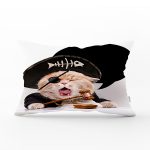 - Rh-Dik-5644-Gorsel1 - Realhomes Korsan Giysili Sarı Kedi Dekoratif Dikdörtgen Kırlent Kılıfı Realhomes