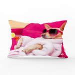 - Rh-Dik-5646-Gorsel1 - Realhomes Bornozlu Köpek Desenli Modern Dikdörtgen Yastık Kırlent Kılıfı Realhomes