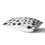 Beyaz Zeminde Anlamsız Çizgiler Motifli Dikdörtgen Kırlent Kılıfı Realhomes