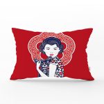 - Rh-Dik-5819-Gorsel1 - Realhomes Kırmızı Zeminli Köpek Tutan Hanım Desenli Modern Dikdörtgen Kırlent Kılıfı Realhomes