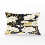 Sıyah Zeminli Gold Detaylı Gul Yaprakları Dikdörtgen Yastık Kırlent Kılıfı Realhomes
