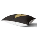 - Rh-Dik-7115-Gorsel2 - Realhomes Siyah Zeminde Coklu Gold Kalp Desenli Dijital Baskılı Modern Dikdörtgen Yastık Kırlent Kılıfı Realhomes