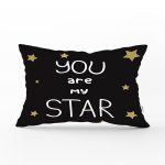 - Rh-Dik-7120-Gorsel1 - Realhomes Gold Zeminde Kucuk Siyah Kalp Desenli Dijital Baskılı Modern Dikdörtgen Yastık Kırlent Kılıfı Realhomes