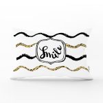 - Rh-Dik-7131-Gorsel1 - Realhomes Beyaz Zeminli Gold Detayli Smile Dijital Baskılı Modern Dikdörtgen Yastık Kırlent Kılıfı Realhomes