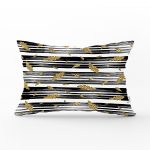 - Rh-Dik-7166-Gorsel1 - Realhomes Siyah Beyaz Zeminli Gold Yaprak Desenli Dijital Baskılı Modern Dikdörtgen Yastık Kılıfı Realhomes
