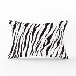 - Rh-Dik-7185-Gorsel1 - Realhomes Beyaz Zeminli Siyah Çizgi Desenli Dijital Baskılı Modern Dikdörtgen Yastık Kırlent Kılıfı Realhomes