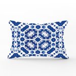 Beyaz Zemin Üzerinde Çini Desenli Dijital Baskılı Modern Dikdörtgen Yastık Kırlent Kılıfı Realhomes