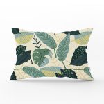 - Rh-Dik-7245-Gorsel1 - Realhomes Soft Renkli Zemin Üzerinde Koyu Renkli Yaprak Desenli Dikdörtgen Yastık Kırlent Kılıfı Realhomes