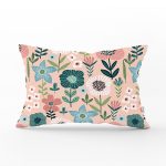 Pudra Zemin Üzerinde Çiçek Desenli Dijital Baskılı Modern Dikdörtgen Yastık Kırlent Kılıfı Realhomes