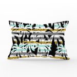 Beyaz Zemin Üzerinde Renkli Çizgli Yaprak Desenli Modern Dikdörtgen Yastık Kırlent Kılıfı Realhomes