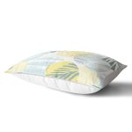 Beyaz Zemin Üzerinde Soft Renkli Yaprak Motifli Modern Dikdörtgen Yastık Kırlent Kılıfı Realhomes