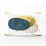 - Rh-Dik-7473-Gorsel1 - Realhomes Beyaz Zeminde Gold Cerceve Icınde Oval Desenli Modern Dikdörtgen Yastık Kırlent Kılıfı Realhomes