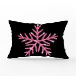 Siyah Zeminli Pembe Renkli Kartanesi Desenli Dijital Baskılı Modern Dikdörtgen Kırlent Kılıfı Realhomes