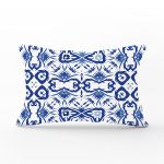 - Rh-Dik-7529-Gorsel1 - Realhomes Beyaz Zeminli Çini Desenli Dijital Baskılı Modern Dikdörtgen Yastık Kırlent Kılıfı Realhomes