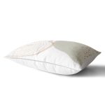 - Rh-Dik-7568-Gorsel2 - Realhomes Beyaz Zemin Üzerinde Onedraw Çizimli Geometrik Desen Dikdörtgen Yastık Kırlent Kılıfı Realhomes