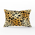 Renkli Zemin Üzerinde Siyah Detaylı Geometrik Çizim Dikdörtgen Yastık Kırlent Kılıfı Realhomes