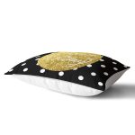 - Rh-Dik-7697-Gorsel2 - Realhomes Siyah Zemin Üzerinde Gold Detaylı Sweet Holiday Yazılı Dikdörtgen Yastık Kırlent Kılıfı Realhomes